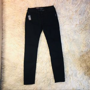 New with tags Silver Jegging. W28/L31